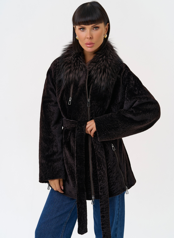 Дубленка натуральная с воротником из меха лисы