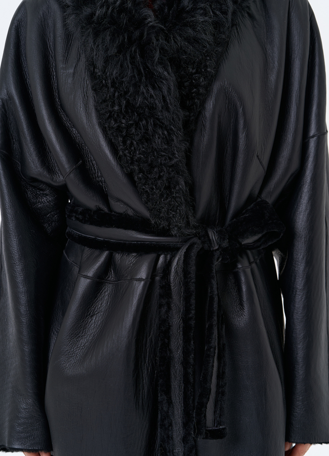 Женская натуральная дубленка с воротником шаль модель № 31852 универмаг малина