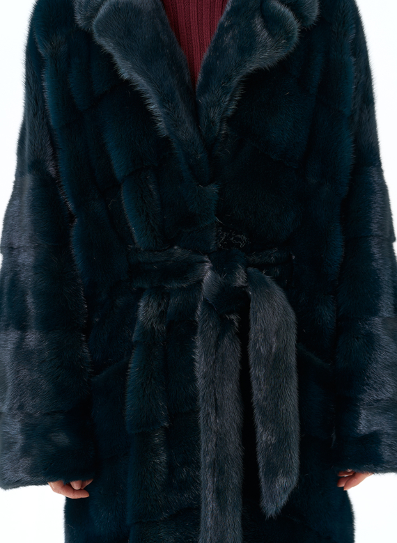 Зеленая шуба из норки