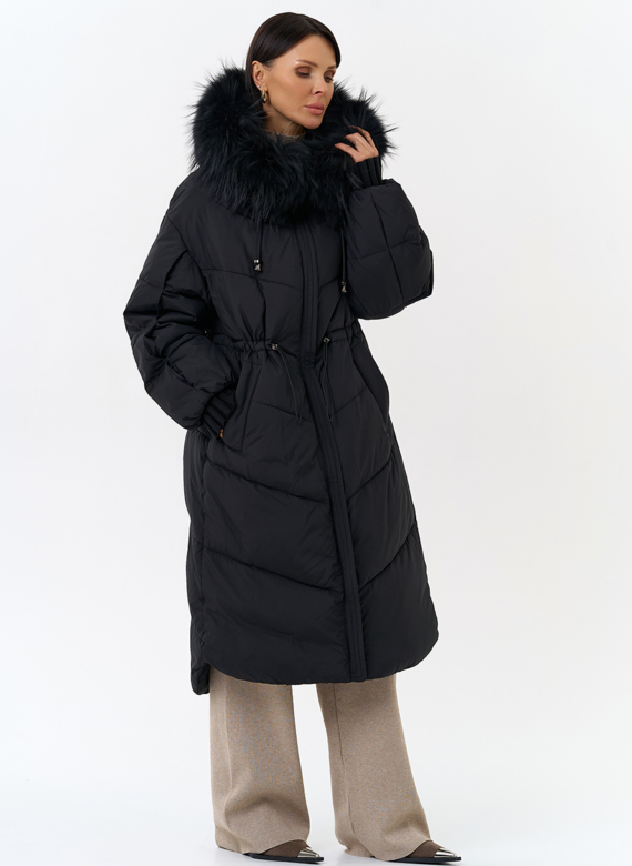 Женский пуховик с капюшоном из меха чернобурки