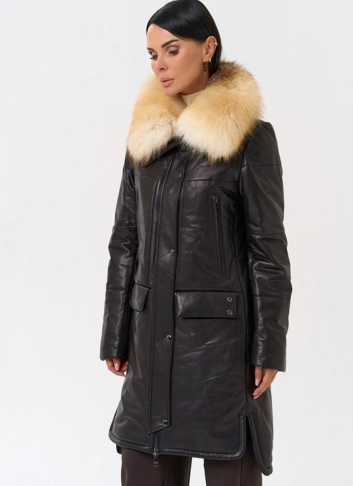 Кожаный пуховик с воротником из лисы фото