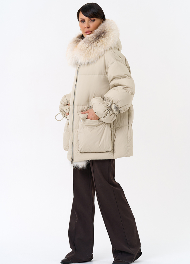Женский пуховик с капюшоном из меха лисы модель № 31981 универмаг малина