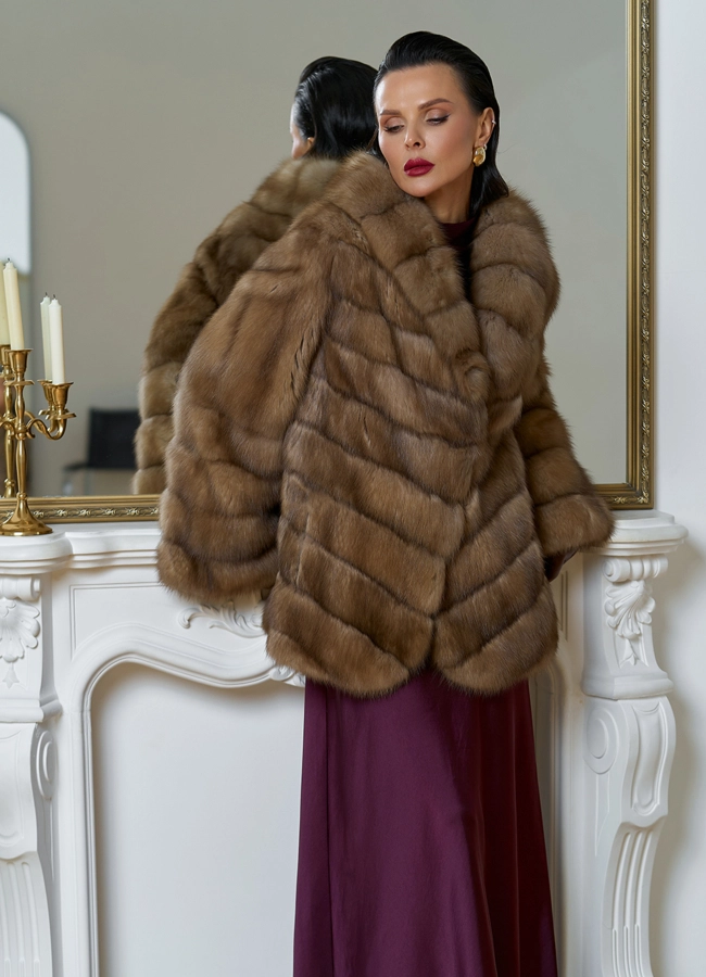 Женская шуба из куницы с воротником шаль модель № 31727 универмаг малина