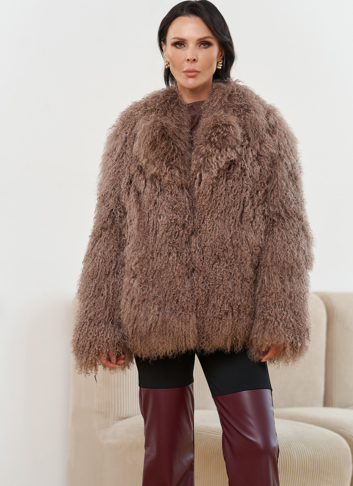 Женская шуба из меха ламы