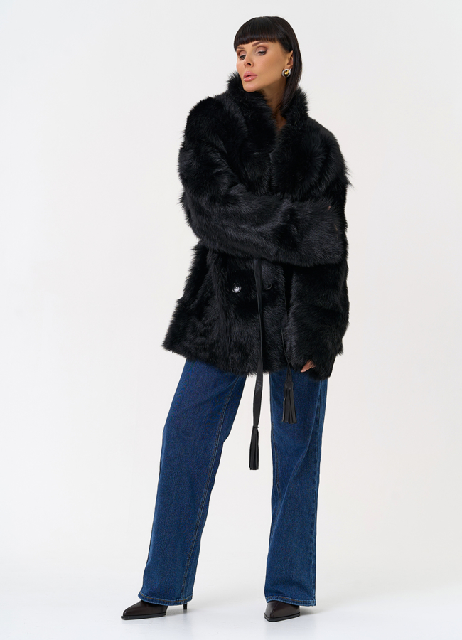 Двухсторонняя дубленка черного цвета с декоративным поясом модель № 31618 универмаг малина